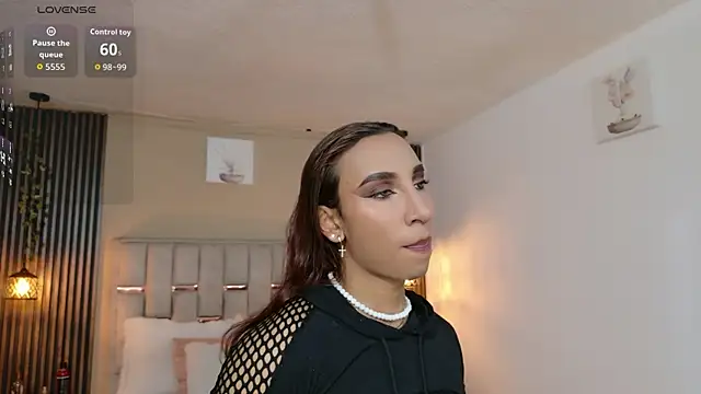 Nathan Smith  online show from February 12, 7:13 pm