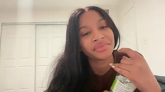 shandiloveslemonss online show from October 9, 11:49 pm