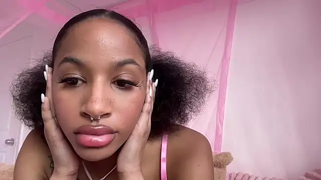 shandiloveslemonss online show from November 13, 5:06 pm