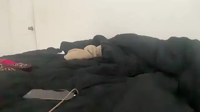 shandiloveslemonss online show from October 5, 3:41 am