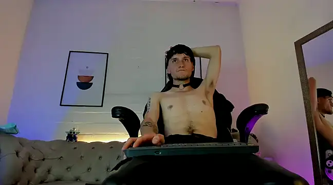 Snapshot of DemianPrince chatting on December 29, 4:07 pm DemianPrince online show from December 29, 4:07 pm