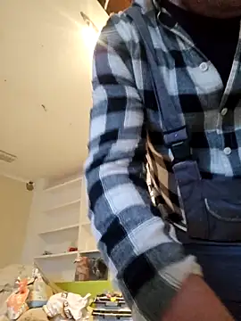 Snapshot of seloloko20 chatting on February 3, 7:35 am seloloko20 online show from February 3, 7:35 am