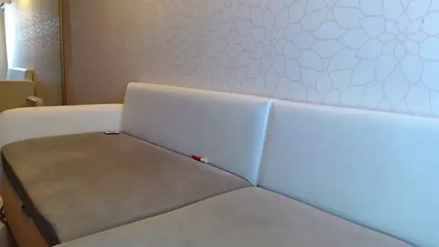 LeggyLover90 online show from February 18, 12:06 pm