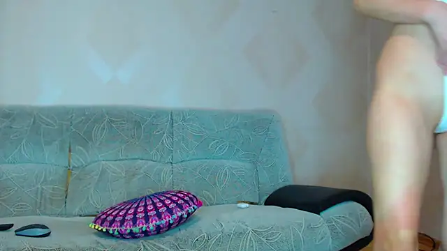 LeggyLover90 online show from February 12, 4:07 pm