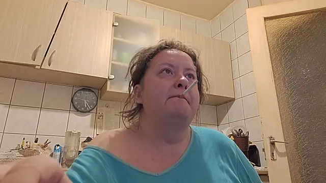 Snapshot of melissaBlessing chatting on October 21, 2:22 am melissaBlessing online show from October 21, 2:22 am