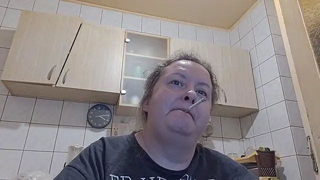 Snapshot of melissaBlessing chatting on June 12, 1:14 am melissaBlessing online show from June 12, 1:14 am