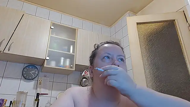 Snapshot of melissaBlessing chatting on June 25, 11:21 pm melissaBlessing online show from June 25, 11:21 pm