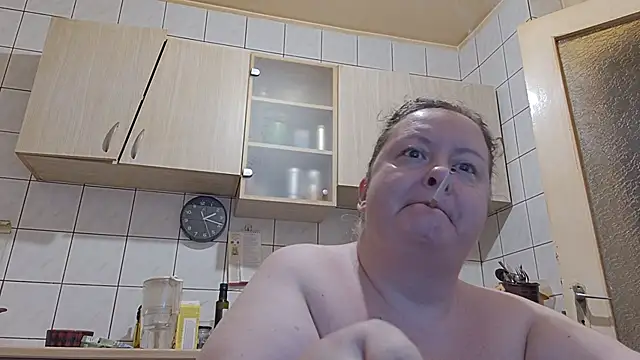 Snapshot of melissaBlessing chatting on June 14, 11:17 pm melissaBlessing online show from June 14, 11:17 pm