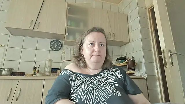 Snapshot of melissaBlessing chatting on March 2, 10:37 am melissaBlessing online show from March 2, 10:37 am