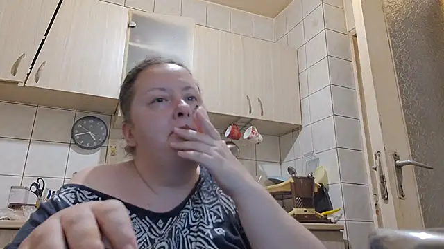 melissaBlessing online show from May 9, 1:42 am