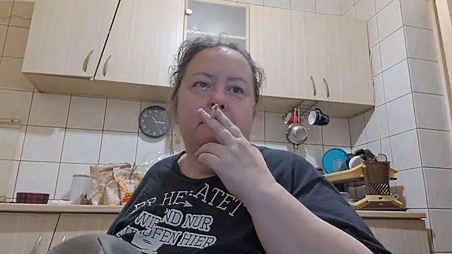 melissaBlessing online show from April 15, 12:16 am