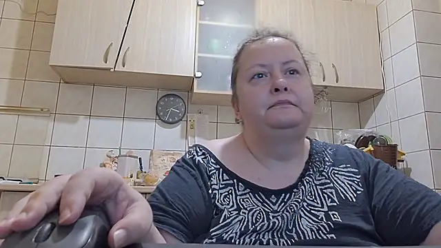 melissaBlessing online show from April 9, 12:34 am