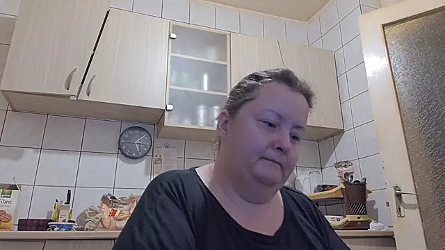 Snapshot of melissaBlessing chatting on September 28, 2:07 am melissaBlessing online show from September 28, 2:07 am