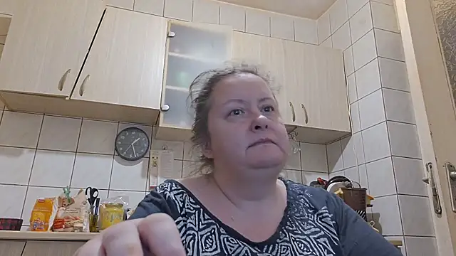 melissaBlessing online show from April 10, 10:28 pm