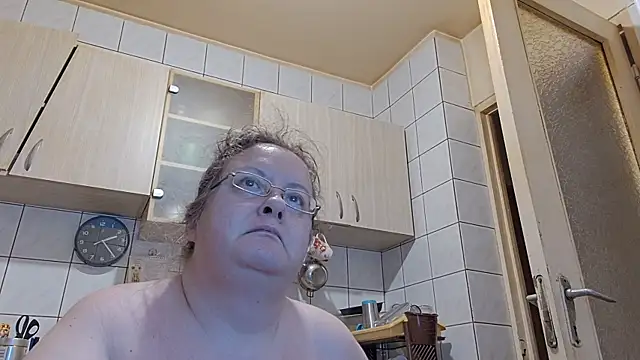 Snapshot of melissaBlessing chatting on July 10, 11:27 pm melissaBlessing online show from July 10, 11:27 pm