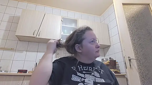 Snapshot of melissaBlessing chatting on March 19, 5:08 am melissaBlessing online show from March 19, 5:08 am
