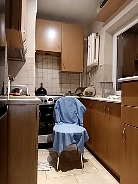 Misiopasyw1 online show from December 17, 4:34 pm