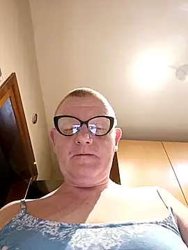 Misiopasyw1 online show from November 30, 3:51 am