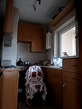 Misiopasyw1 online show from December 18, 11:25 am