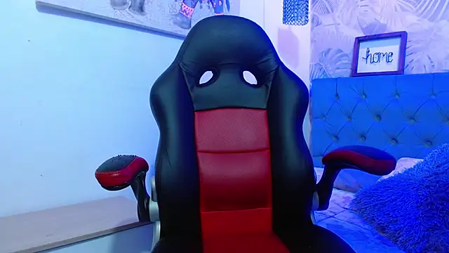 violletha online show from December 3, 12:26 pm