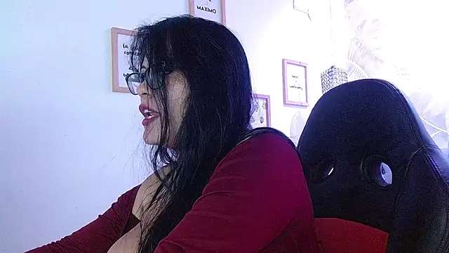 violletha online show from March 4, 12:33 pm