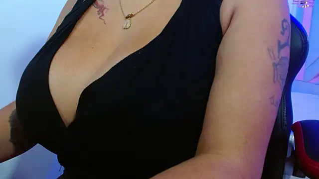 violletha online show from February 23, 12:28 pm