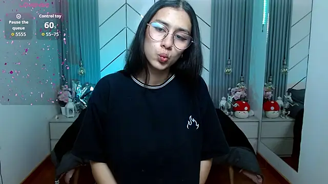 Snapshot of Lita_Rogers chatting on February 24, 7:04 pm Lita Rogers online show from February 24, 7:04 pm