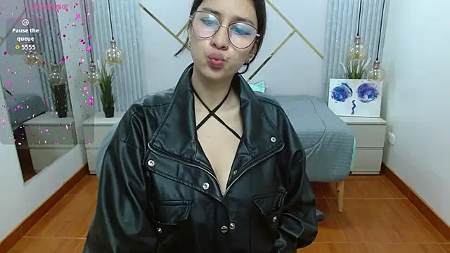 Lita Rogers online show from March 25, 1:10 pm