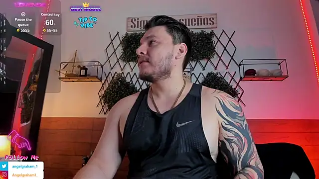 Angelgraham 1 online show from December 18, 5:06 pm