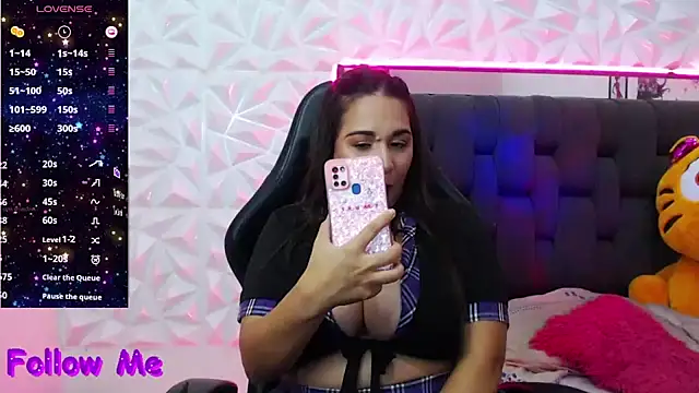 Allie Vergara online show from October 8, 3:41 am