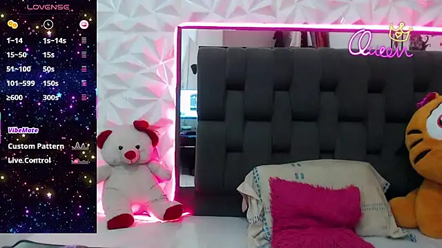 Snapshot of Allie_Vergara chatting on July 12, 3:40 am Allie Vergara online show from July 12, 3:40 am
