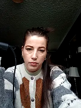 Snapshot of LuLuLover89 chatting on January 9, 11:58 am LuLuLover89 online show from January 9, 11:58 am