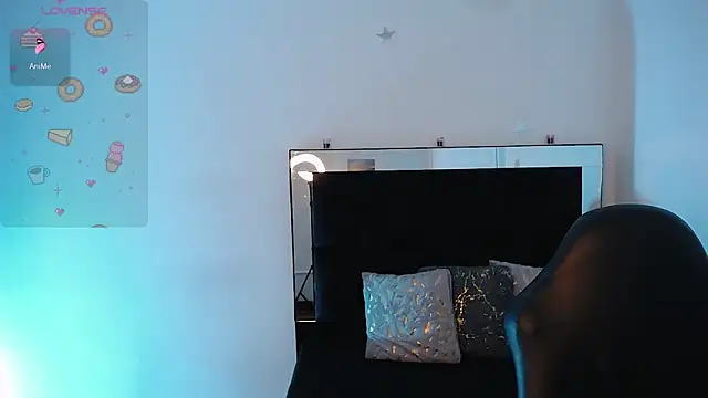 Snapshot of milly_sanchez chatting on February 13, 8:31 pm milly sanchez online show from February 13, 8:31 pm