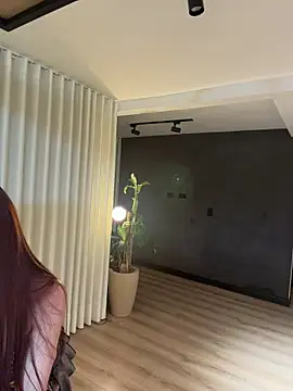 carolynnetrujillo online show from May 1, 3:11 am