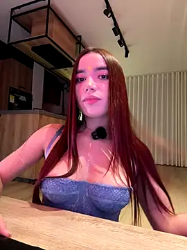 Snapshot of carolynnetrujillo chatting on October 17, 1:20 am carolynnetrujillo online show from October 17, 1:20 am