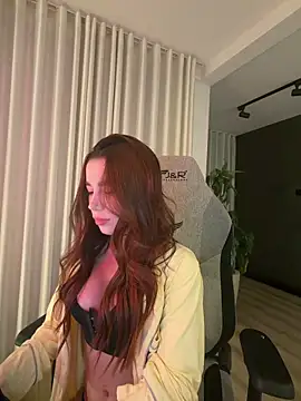 carolynnetrujillo online show from March 17, 2:58 am