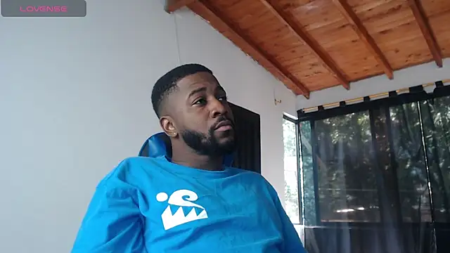 Drake Nassir4 online show from February 26, 3:34 pm