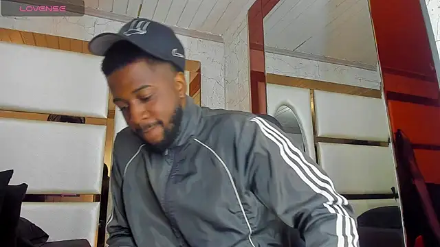 Drake Nassir4 online show from November 14, 2:10 pm