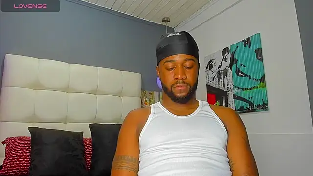 Drake Nassir4 online show from December 3, 3:22 pm