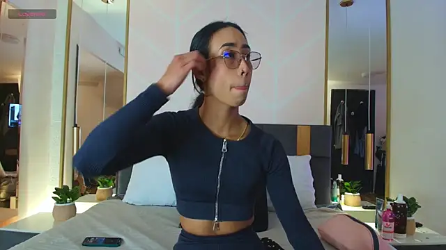 GabyPetit online show from January 8, 7:53 pm