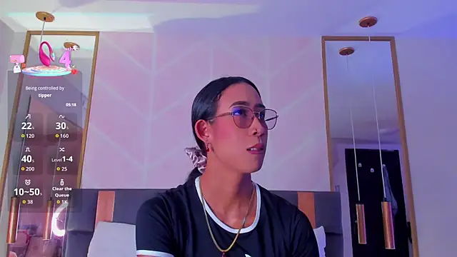 GabyPetit online show from January 17, 7:50 pm