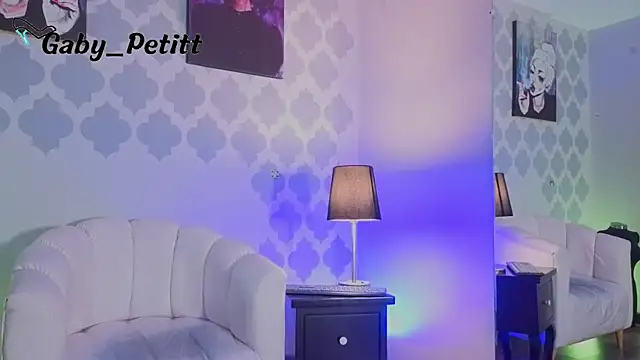 GabyPetit online show from June 3, 7:51 pm