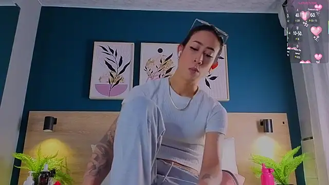 GabyPetit online show from September 23, 7:54 pm