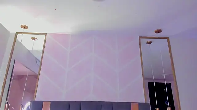 GabyPetit online show from February 7, 8:06 pm