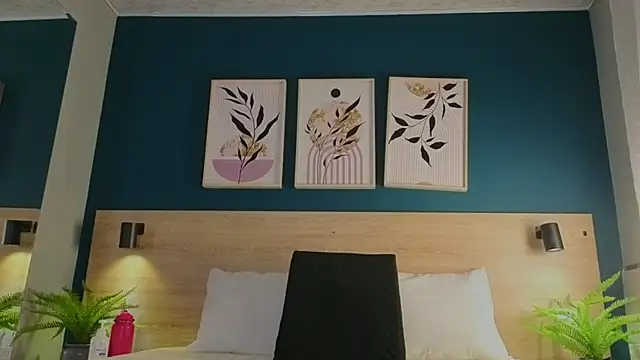 GabyPetit online show from October 31, 7:54 pm