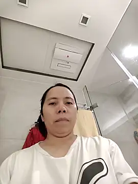 doggiepossession online show from April 4, 10:33 am