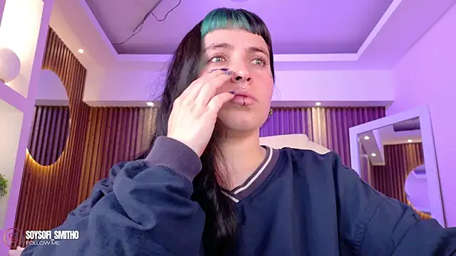 Lucy Smith2 online show from April 1, 4:03 am