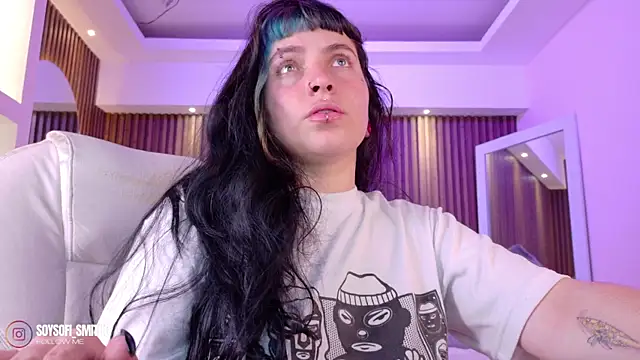 Lucy Smith2 online show from April 15, 3:56 am