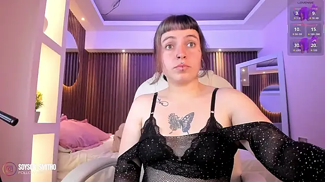 Lucy Smith2 online show from February 12, 4:01 am