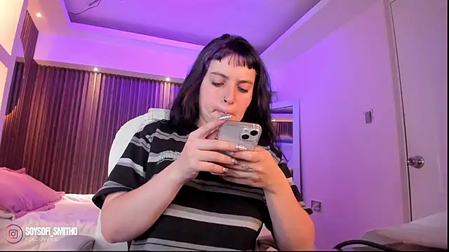 Lucy Smith2 online show from February 13, 3:50 am